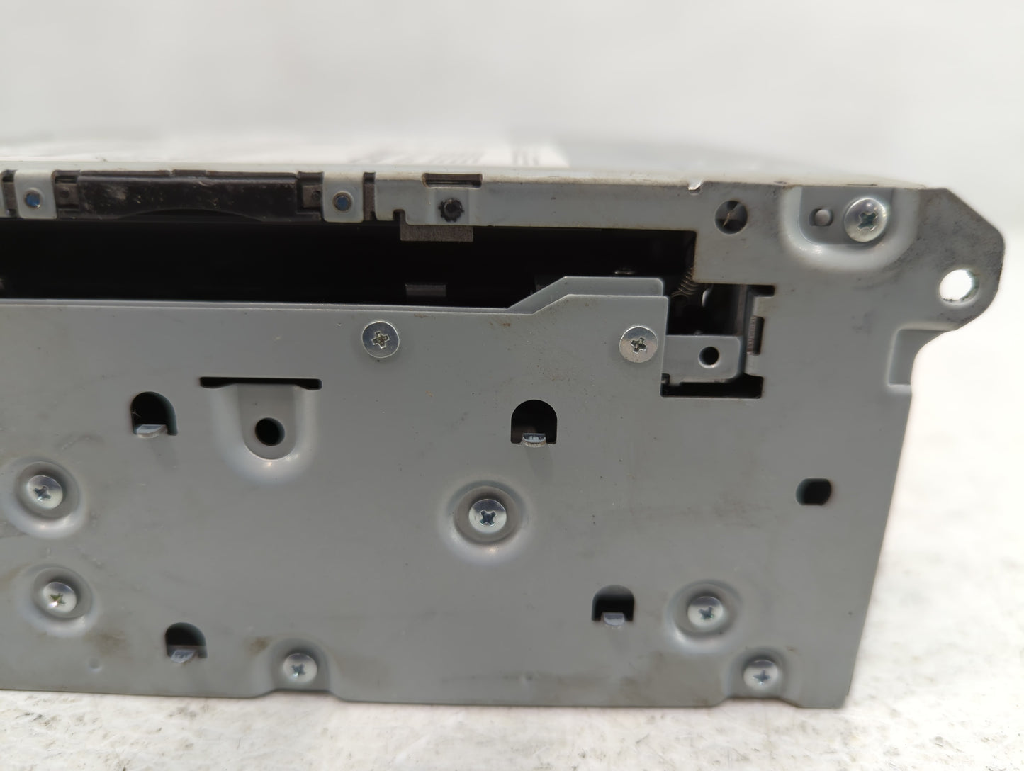 2014-2018 Infiniti Q50 Am Fm Cd Player Radio Receiver - Oemusedautoparts1.com