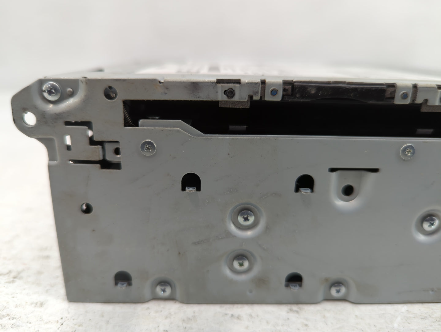 2014-2018 Infiniti Q50 Am Fm Cd Player Radio Receiver - Oemusedautoparts1.com