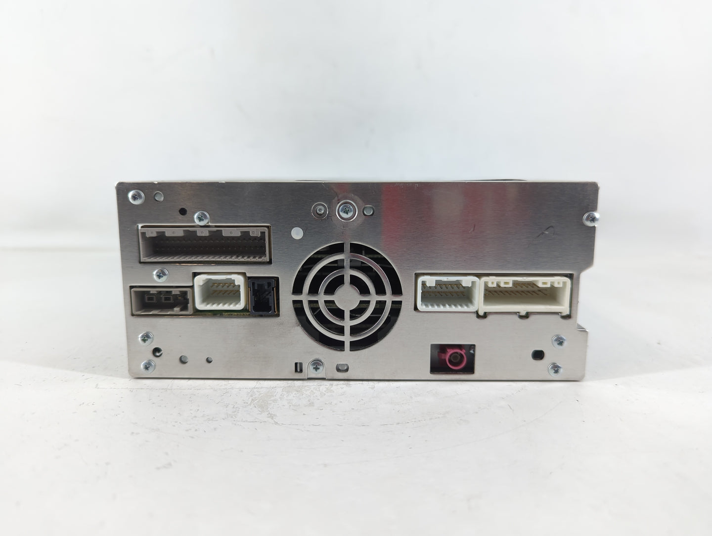 2016-2018 Infiniti Q50 Am Fm Cd Player Radio Receiver - Oemusedautoparts1.com