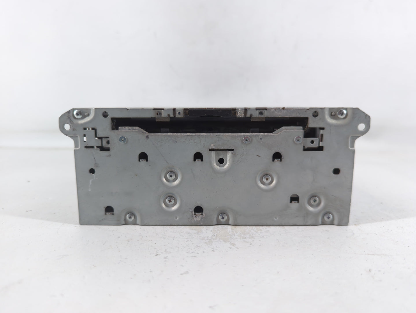 2016-2018 Infiniti Q50 Am Fm Cd Player Radio Receiver - Oemusedautoparts1.com