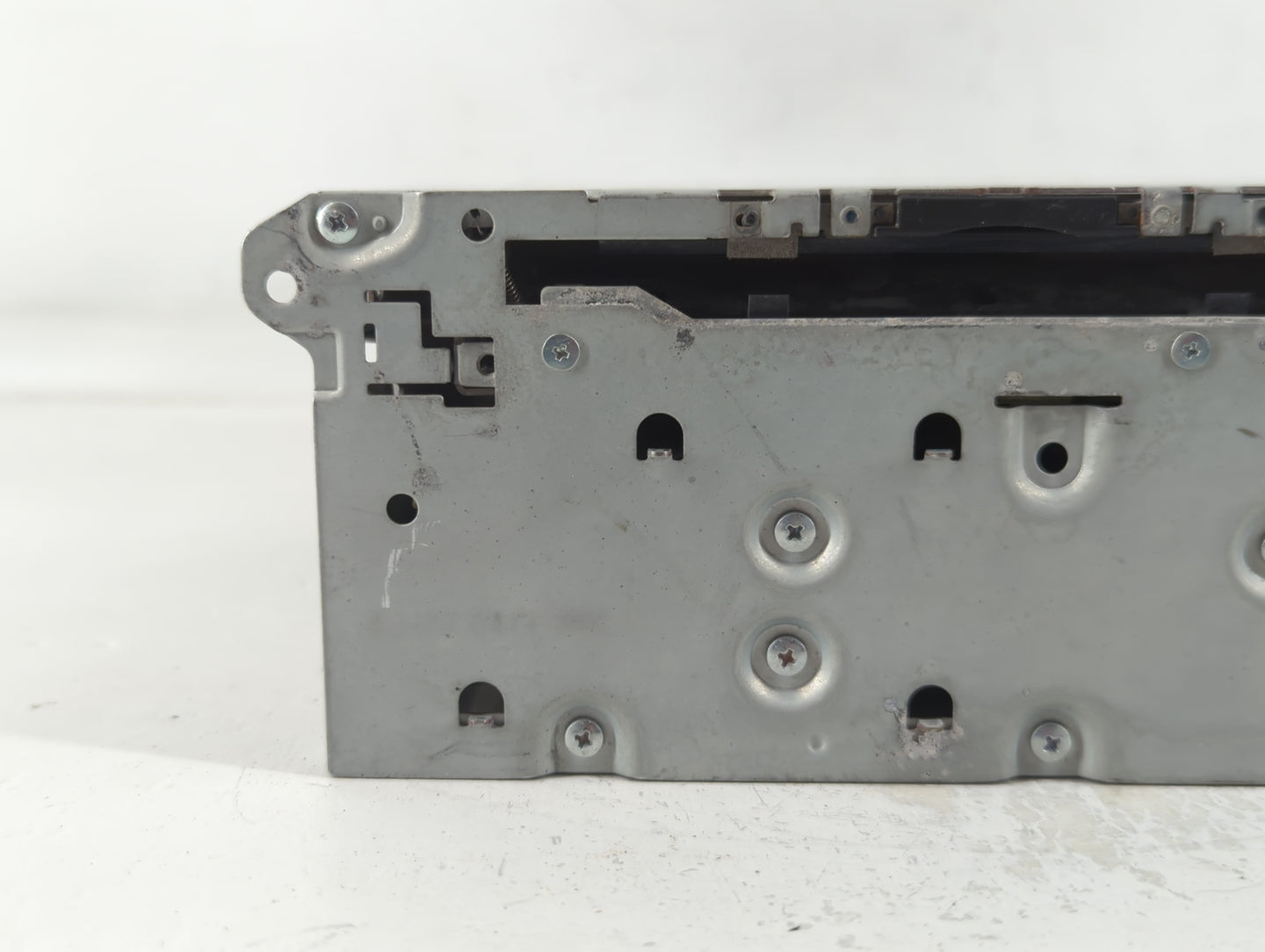 2016-2018 Infiniti Q50 Am Fm Cd Player Radio Receiver - Oemusedautoparts1.com