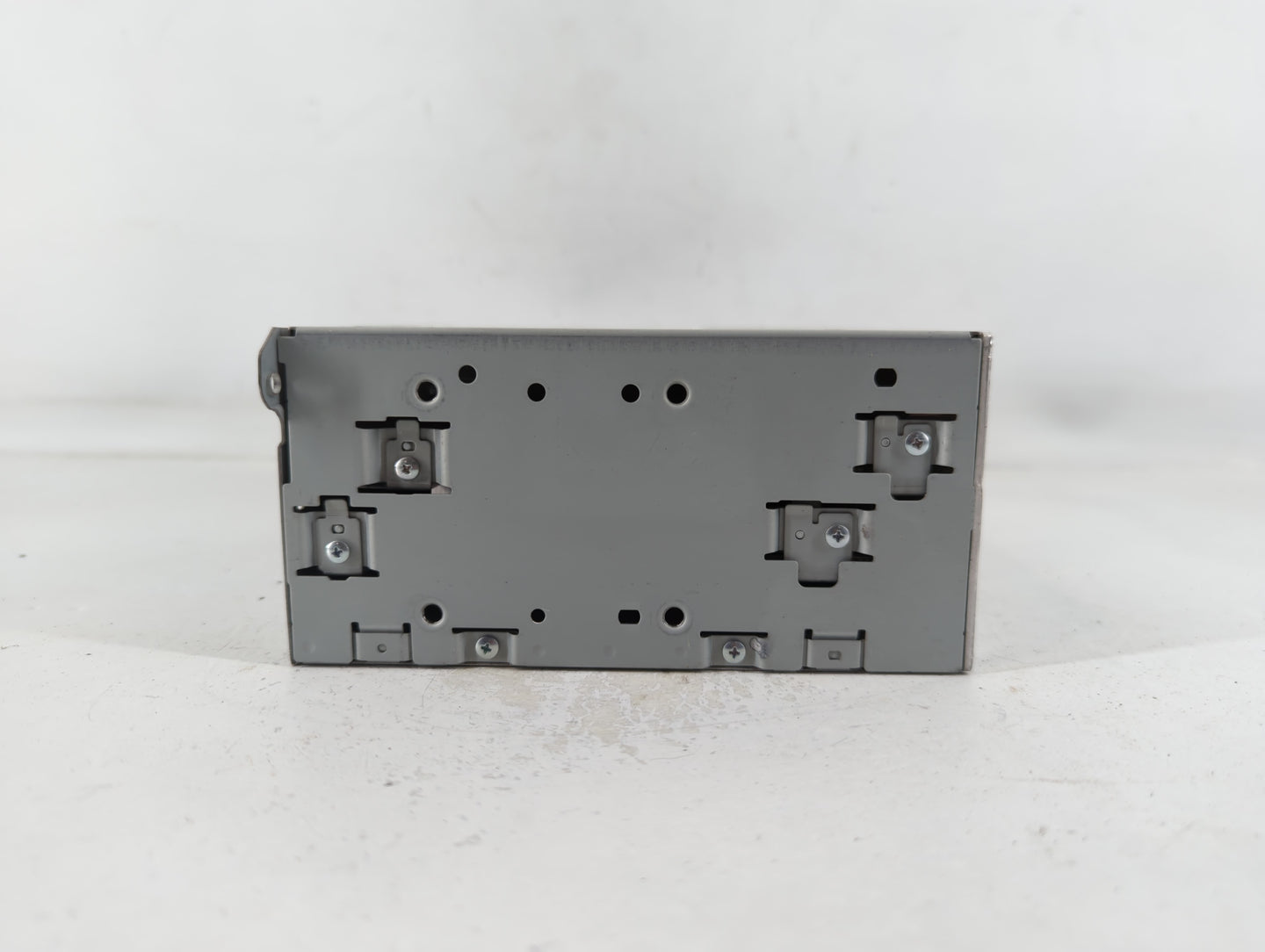 2016-2018 Infiniti Q50 Am Fm Cd Player Radio Receiver - Oemusedautoparts1.com