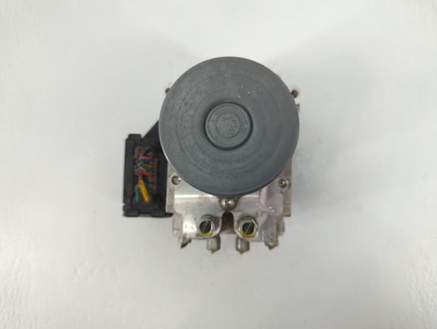 2016-2017 Infiniti Q50 ABS Pump Control Module Replacement P/N:47660 4GK0A 133000-0802 Fits Fits 2016 2017 OEM Used Auto Par