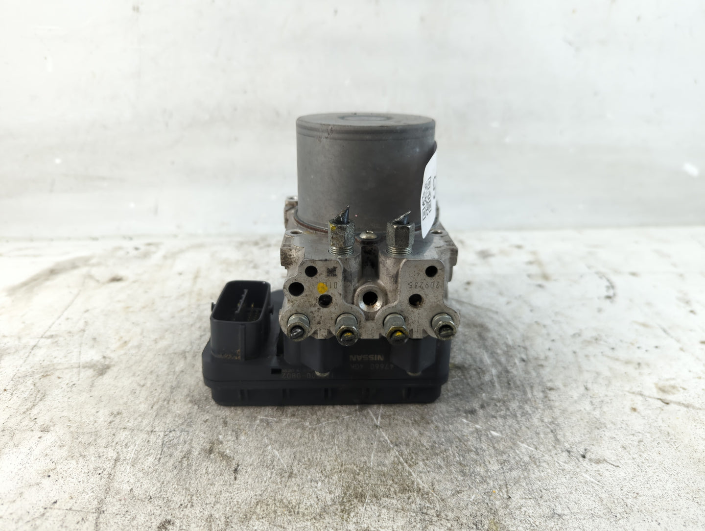 2016-2017 Infiniti Q50 ABS Pump Control Module Replacement P/N:133000-0802 47660 4GK0A Fits Fits 2016 2017 OEM Used Auto Par