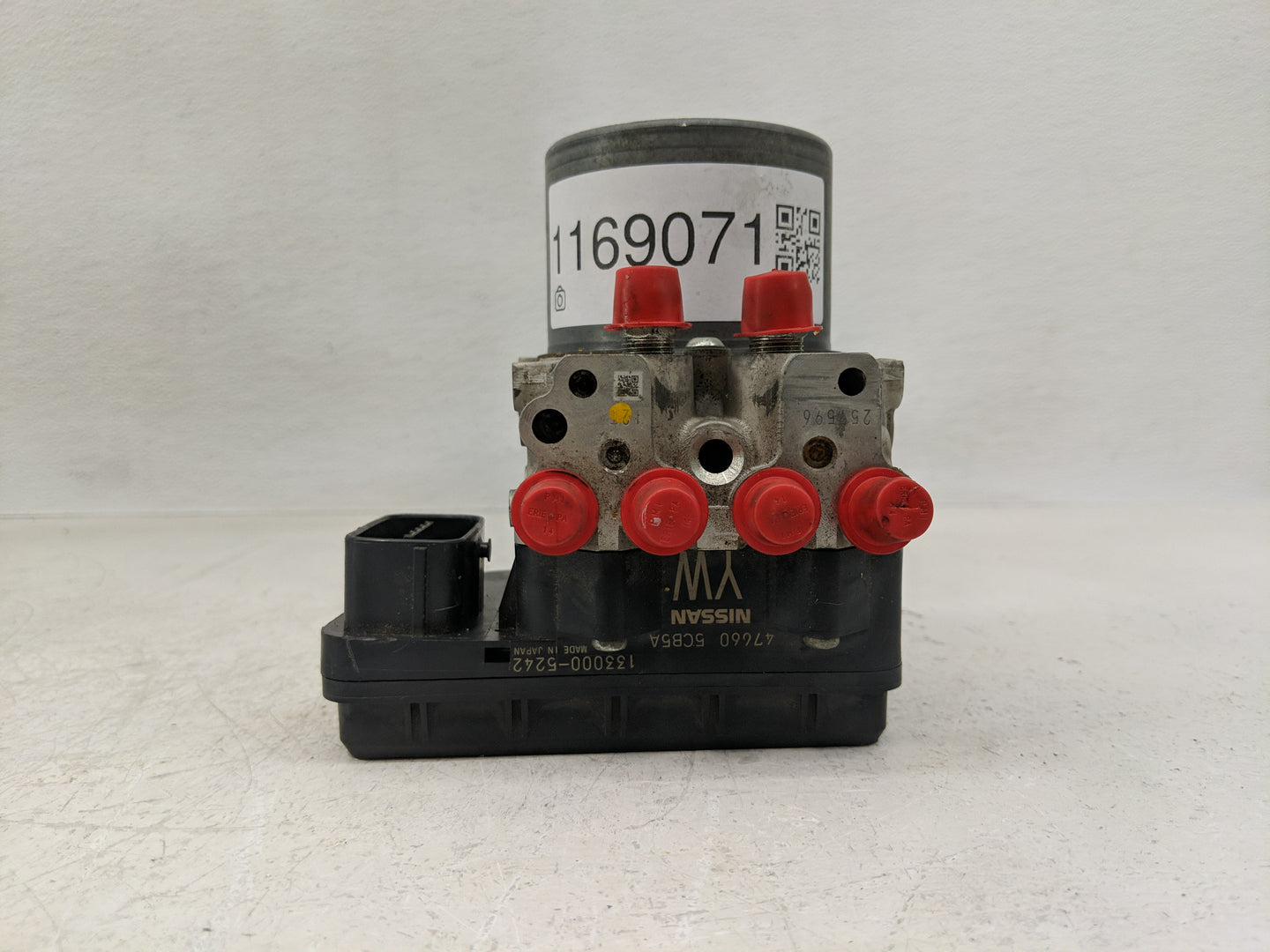 2017 Infiniti Q60 ABS Pump Control Module Replacement P/N:133000-5242 47660 5CB5A Fits OEM Used Auto Parts - Oemusedautopart