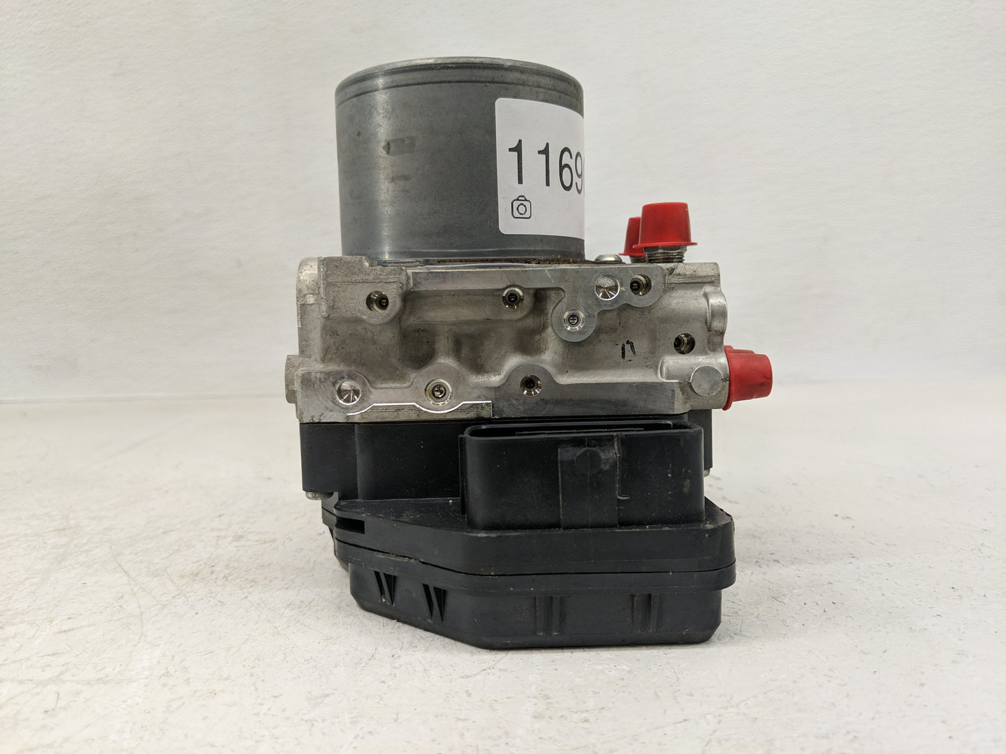 2017 Infiniti Q60 ABS Pump Control Module Replacement P/N:133000-5242 47660 5CB5A Fits OEM Used Auto Parts - Oemusedautopart
