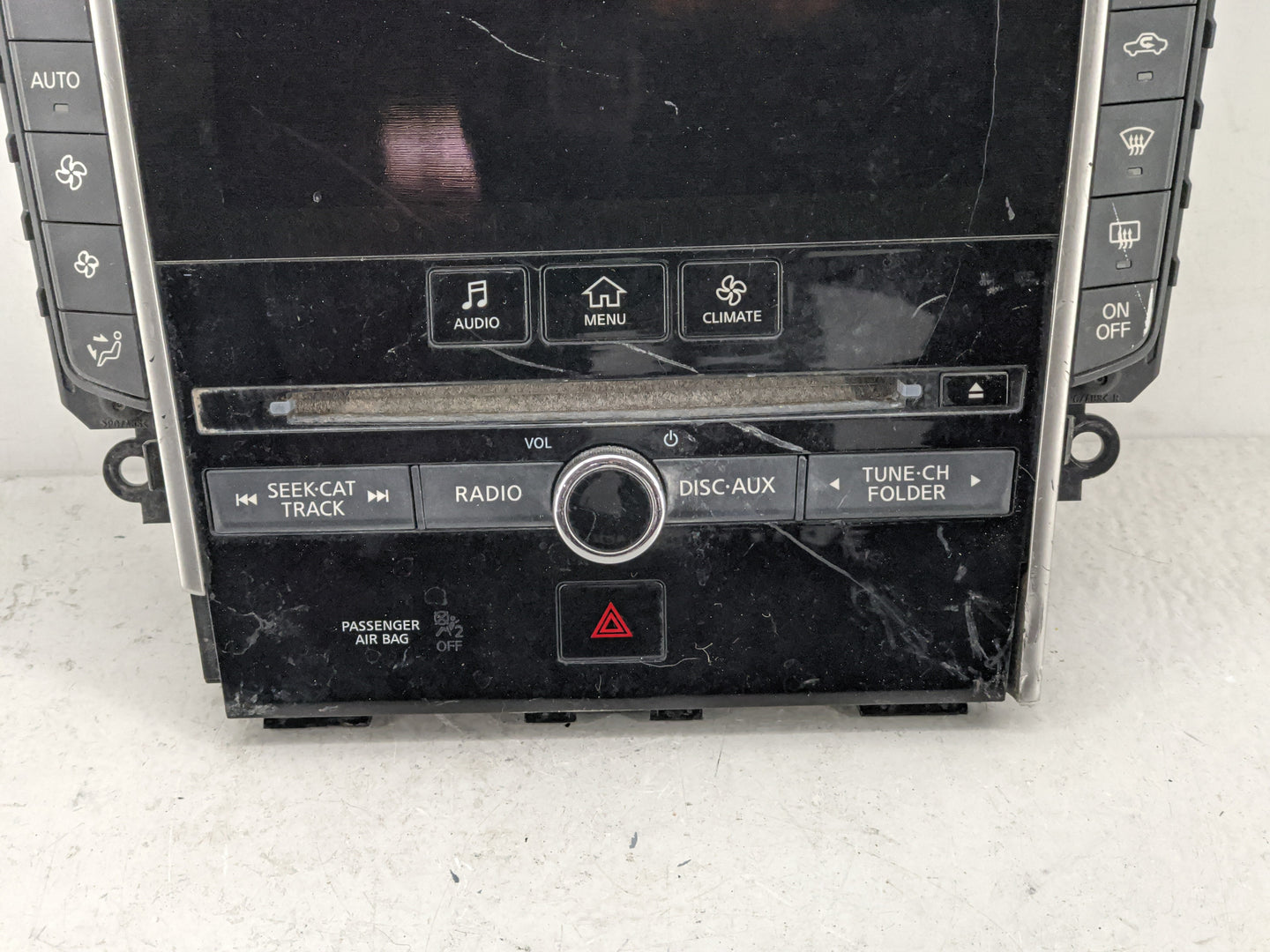 2017 Infiniti Q60 Radio AM FM Cd Player Receiver Replacement P/N:253914HB3A Fits OEM Used Auto Parts - Oemusedautoparts1.com