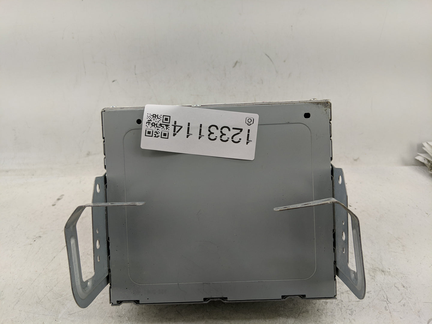 2017 Infiniti Q60 Radio AM FM Cd Player Receiver Replacement P/N:28330 4HB4A Fits OEM Used Auto Parts - Oemusedautoparts1.co