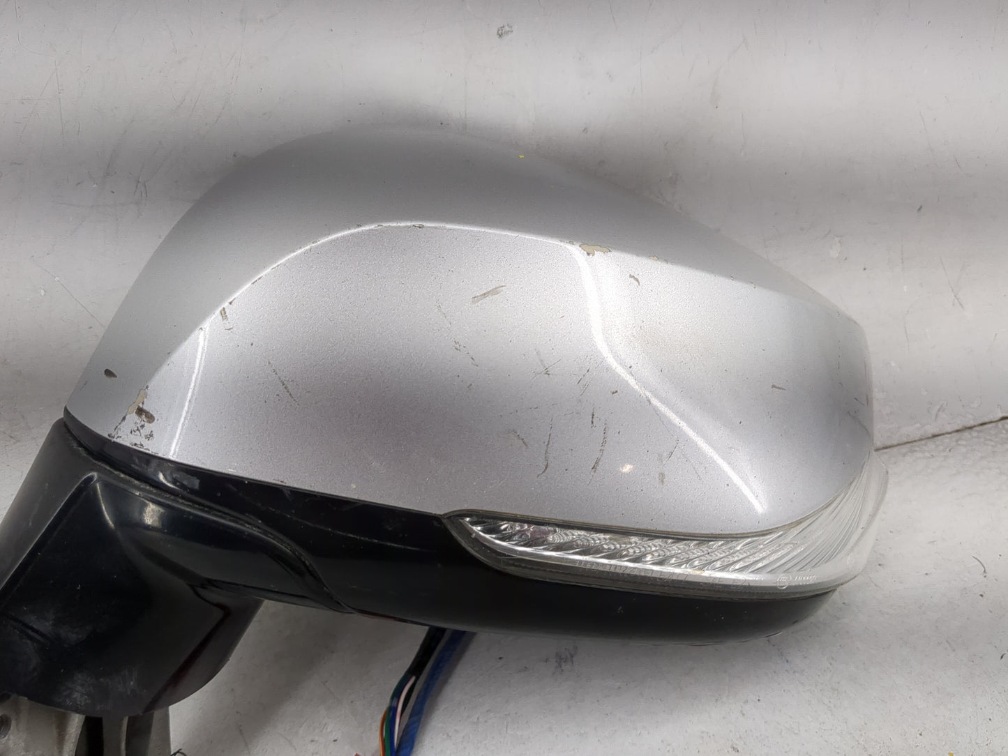 2017-2020 Infiniti Q60 Driver Side View Mirror - Left Door Mirror OEM Used - Oemusedautoparts1.com