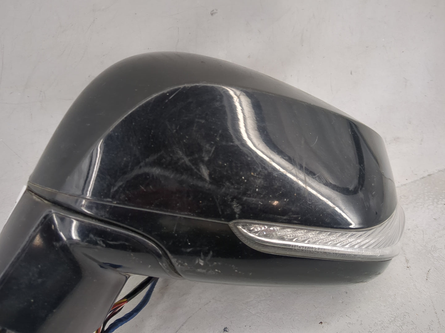 2017-2020 Infiniti Q60 Driver Side View Mirror - Left Door Mirror OEM Used - Oemusedautoparts1.com