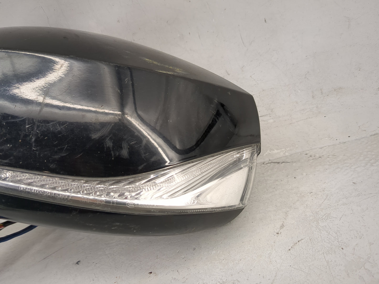 2017-2020 Infiniti Q60 Driver Side View Mirror - Left Door Mirror OEM Used - Oemusedautoparts1.com