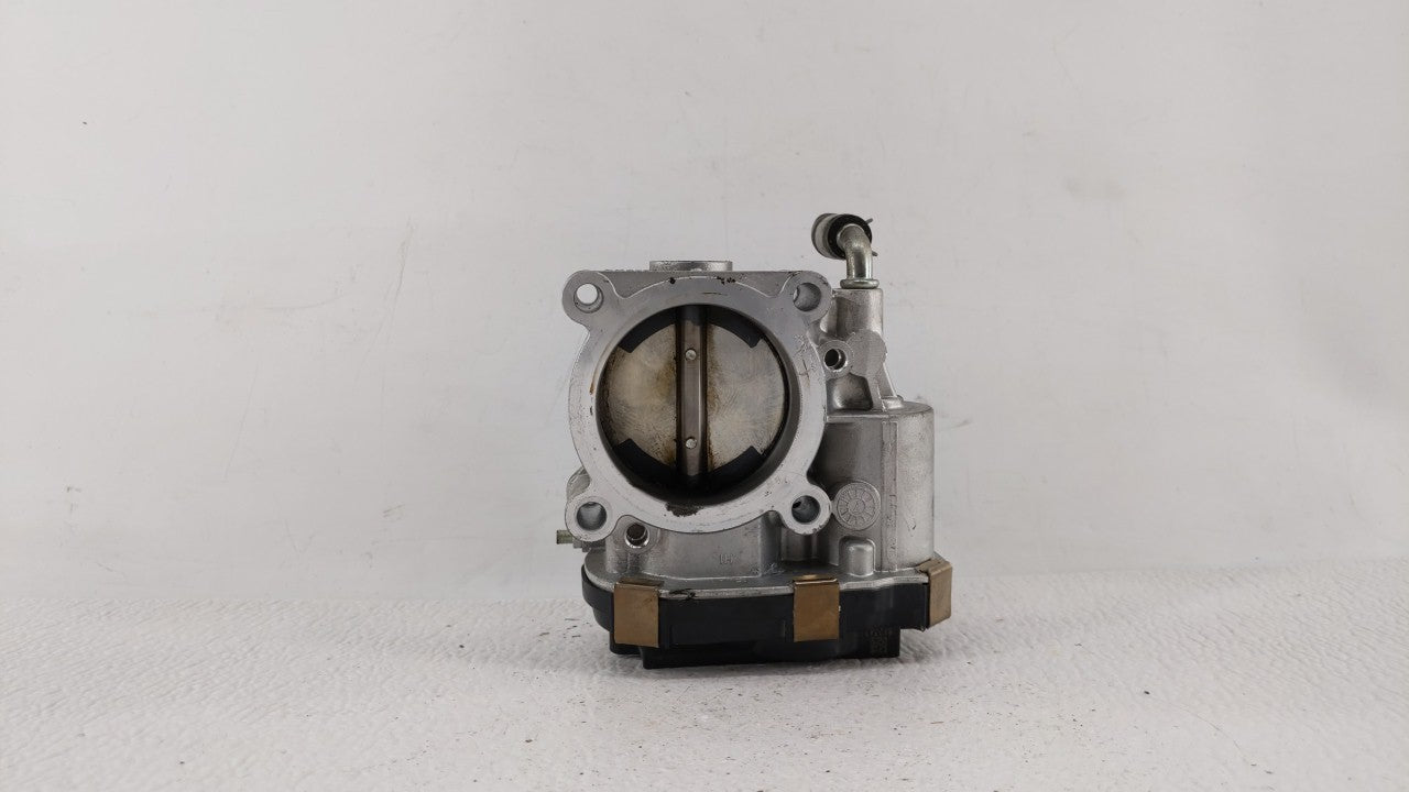 2017-2018 Infiniti Q60 Throttle Body P/N:RME60-52 Fits Fits 2016 2017 2018 OEM Used Auto Parts - Oemusedautoparts1.com