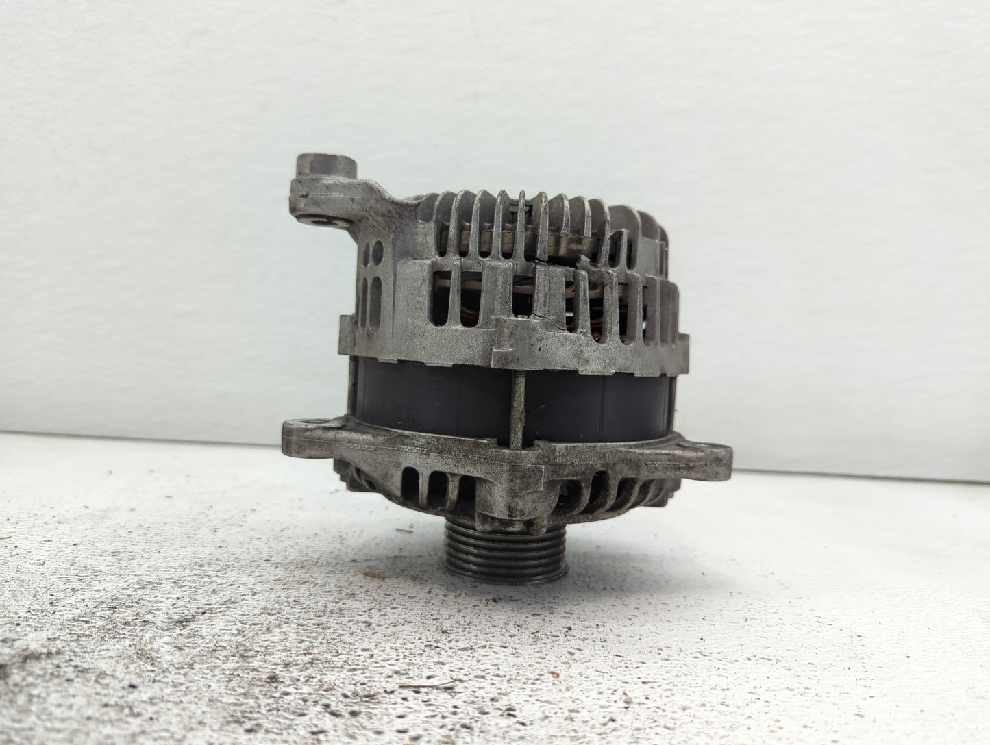 2017-2020 Infiniti Q60 Alternator Replacement Generator Charging Assembly Engine OEM P/N:23100 4HK6A 23100 4HK1A Fits OEM Us