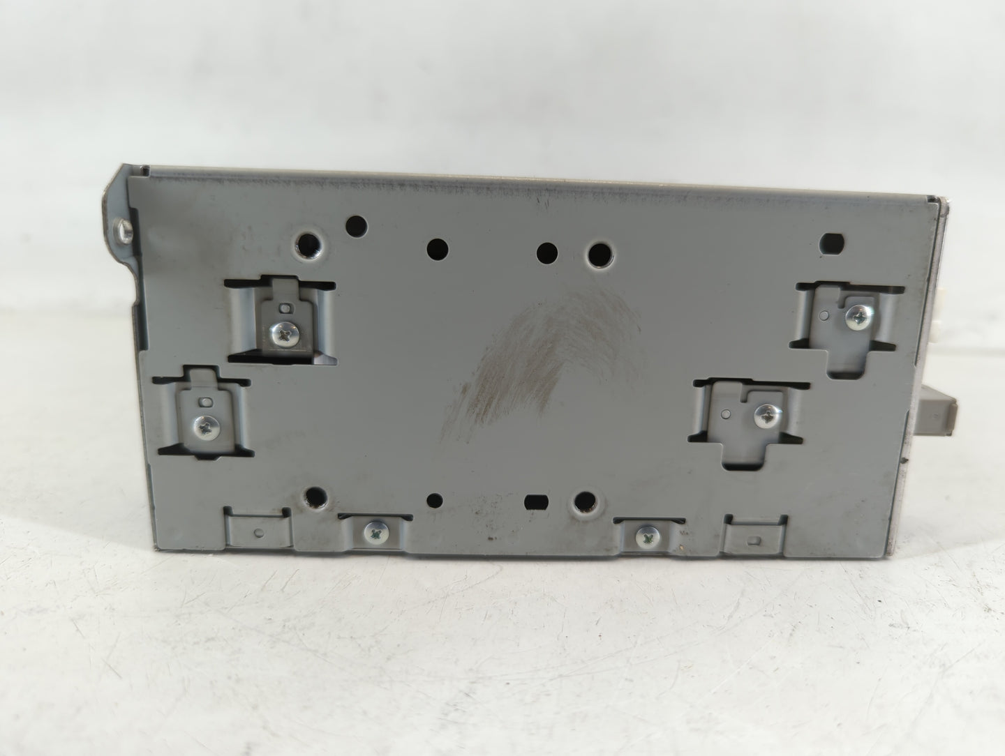 2017-2020 Infiniti Q60 Am Fm Cd Player Radio Receiver - Oemusedautoparts1.com