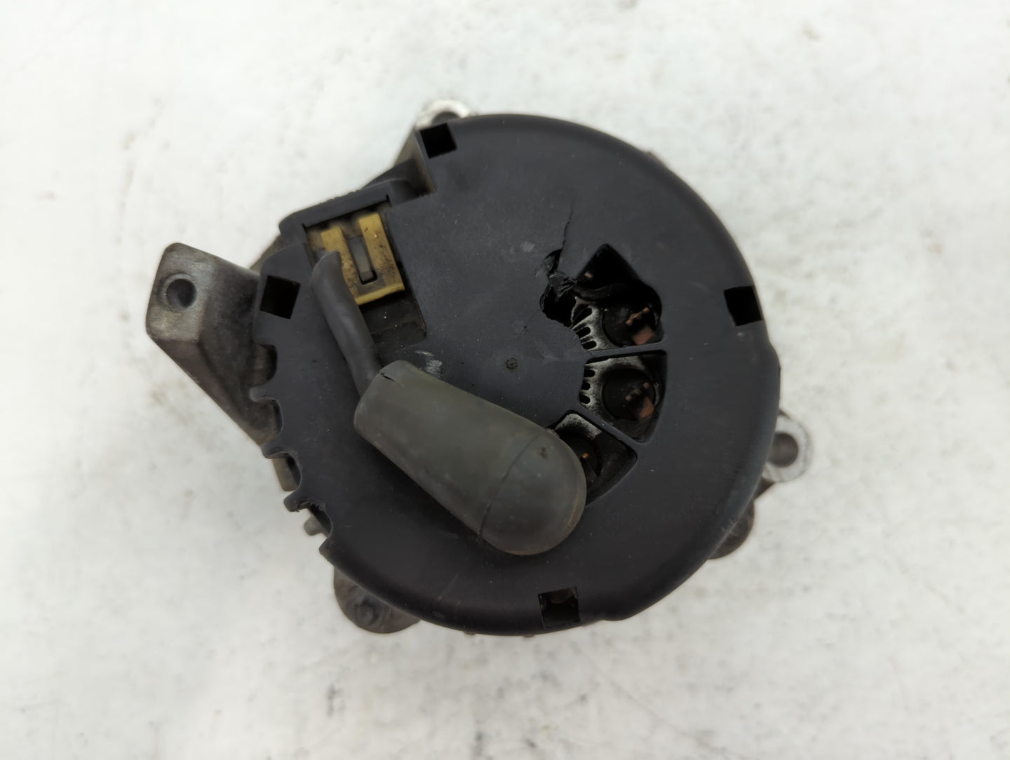 2017-2020 Infiniti Q60 Alternator Replacement Generator Charging Assembly Engine OEM Fits Fits 2016 2017 2018 2019 2020 OEM 