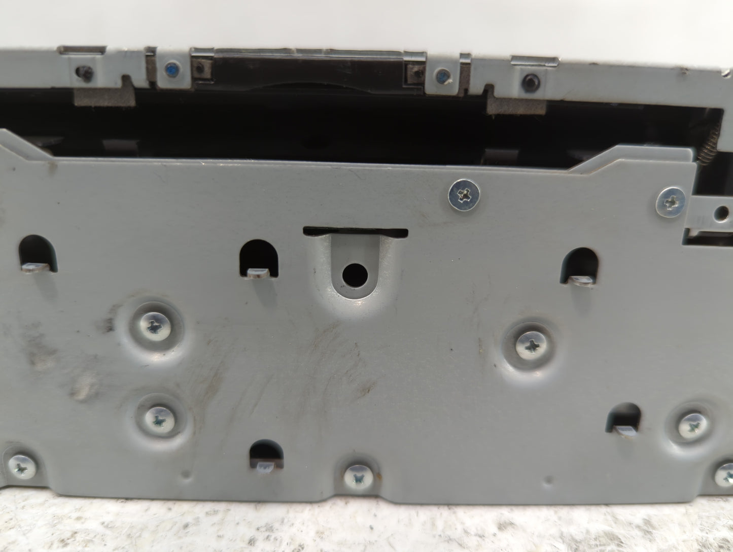 2017-2020 Infiniti Q60 Am Fm Cd Player Radio Receiver - Oemusedautoparts1.com