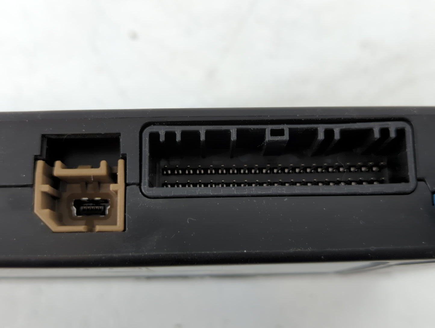 2017 Infiniti Q60 Bluetooth Phone Communication Control Module Ccm Oem - Oemusedautoparts1.com