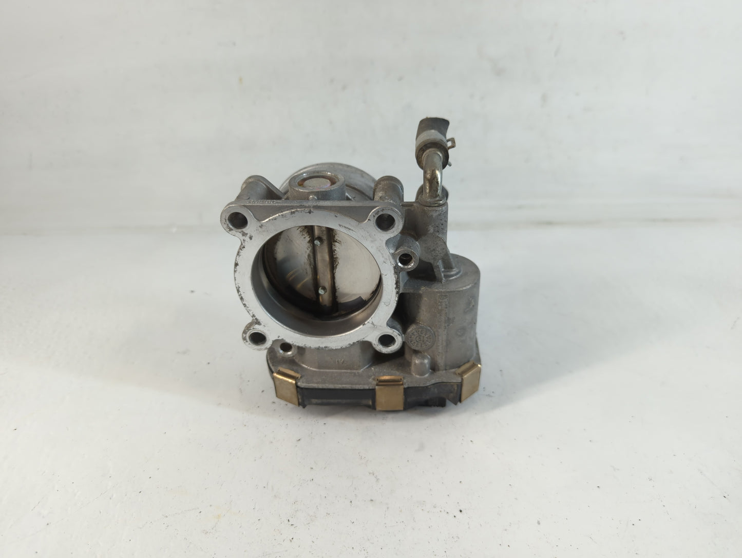 2017-2020 Infiniti Q60 Throttle Body P/N:1701 RME60-52 Fits Fits 2016 2017 2018 2019 2020 OEM Used Auto Parts - Oemusedautop