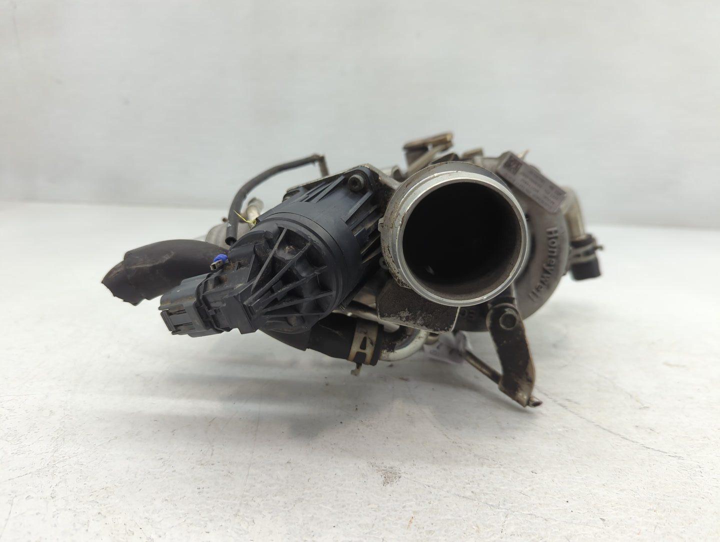 2017 Infiniti Q60 Turbocharger Turbo Charger Super Charger Supercharger - Oemusedautoparts1.com
