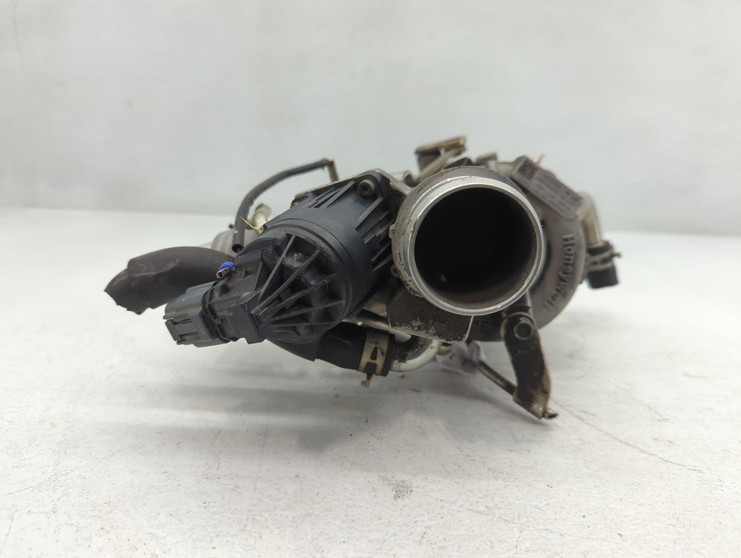 2017 Infiniti Q60 Turbocharger Turbo Charger Super Charger Supercharger - Oemusedautoparts1.com