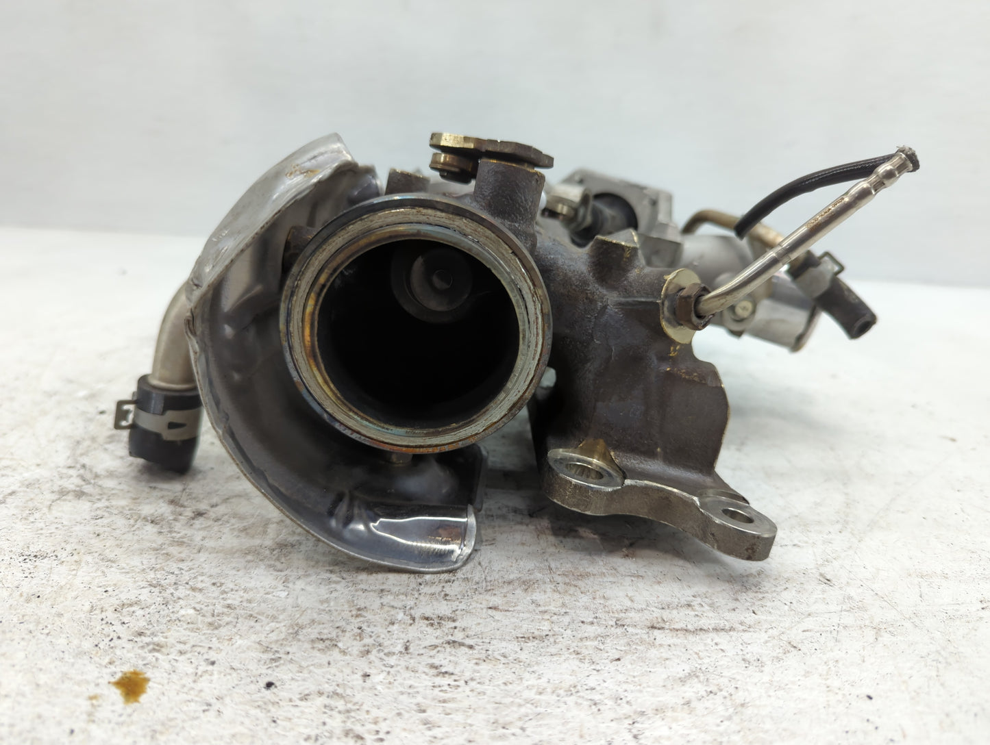 2017 Infiniti Q60 Turbocharger Turbo Charger Super Charger Supercharger - Oemusedautoparts1.com
