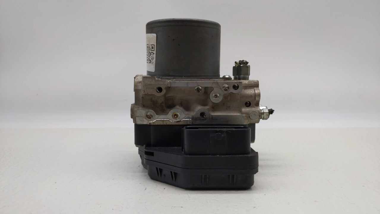 2015-2019 Infiniti Q70 ABS Pump Control Module Replacement P/N:133000-6420 47660 3WG0A Fits Fits 2015 2016 2017 2018 2019 OE