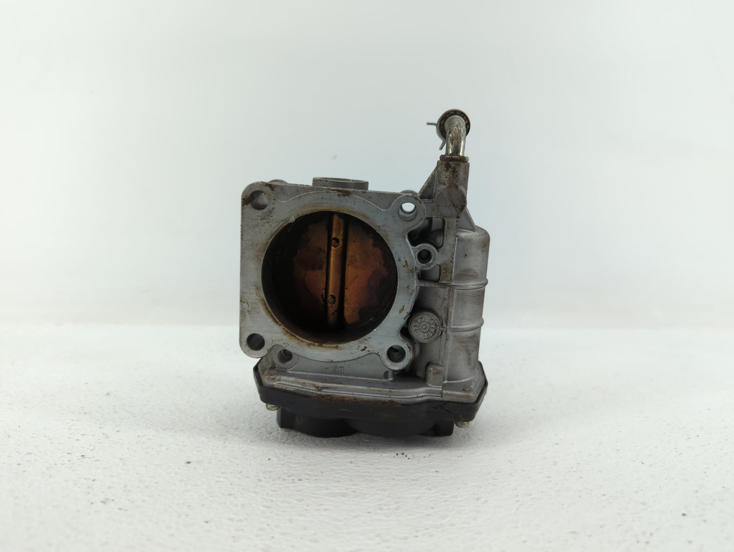 2014-2019 Infiniti Q70 Throttle Body P/N:RME60-21 RME60-12 Fits OEM Used Auto Parts - Oemusedautoparts1.com