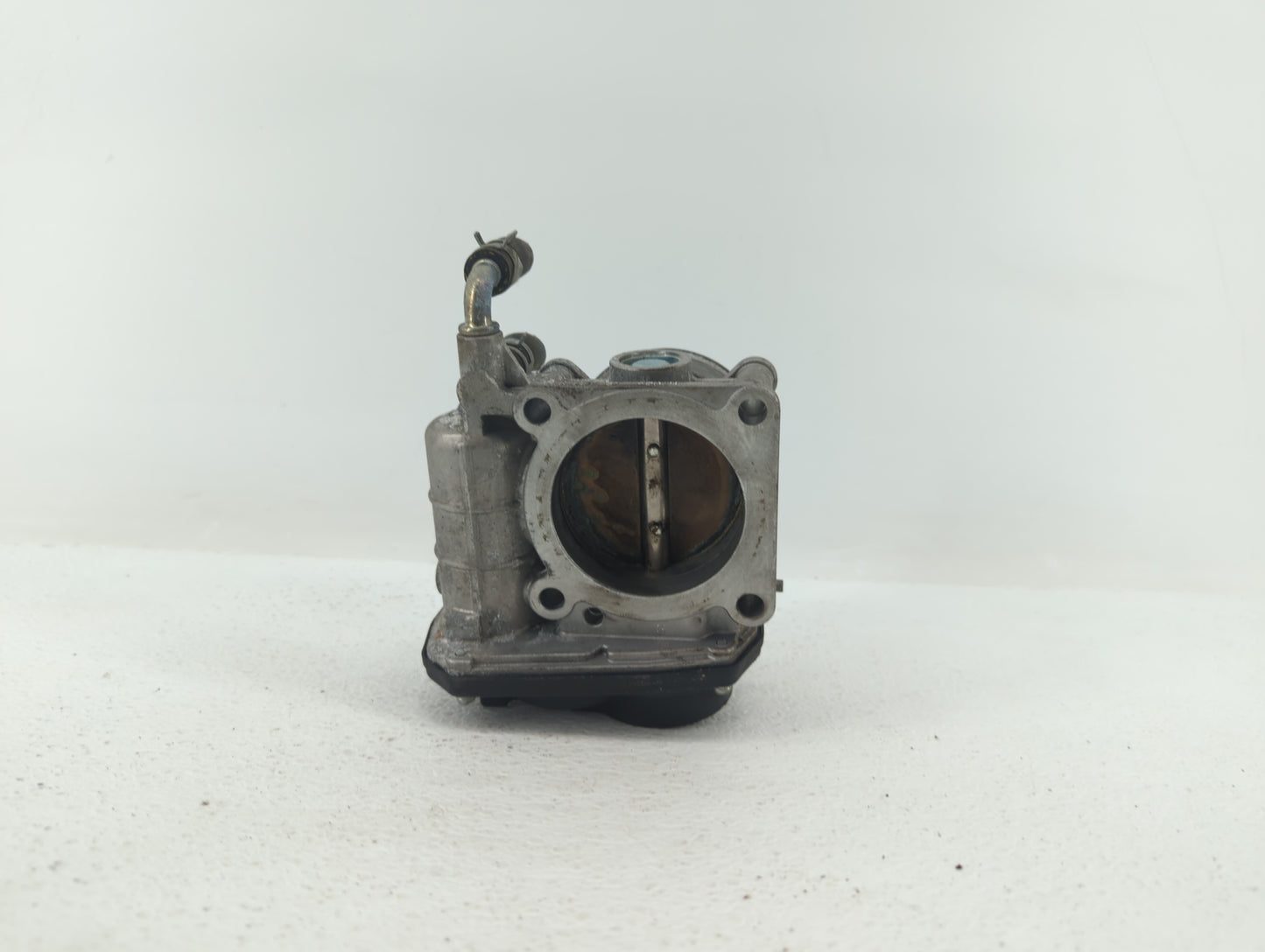 2014-2019 Infiniti Q70 Throttle Body P/N:RME60-21 RME60-12 Fits OEM Used Auto Parts - Oemusedautoparts1.com