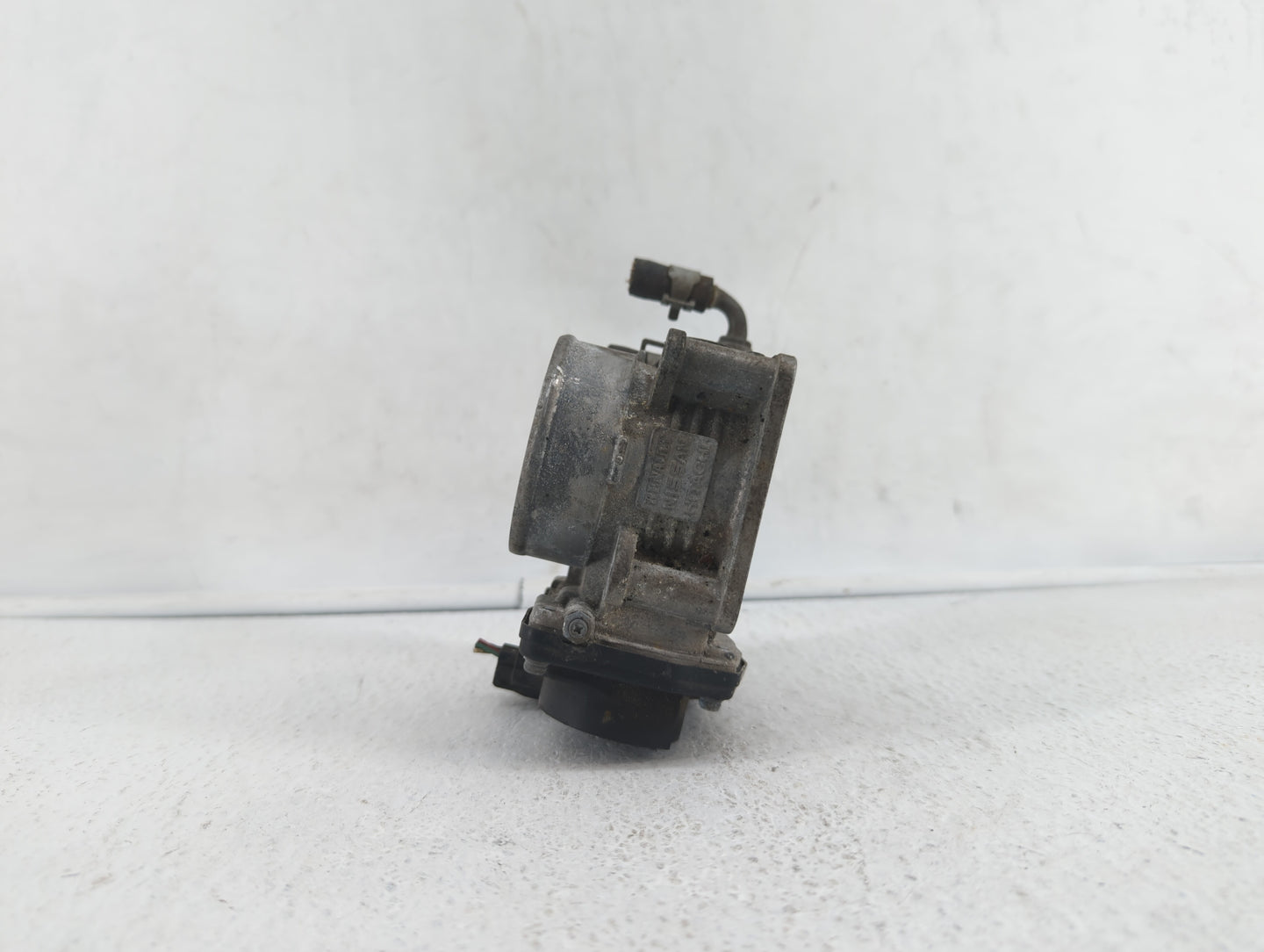 2014-2019 Infiniti Q70 Throttle Body P/N:RME60-21 RME60-12 Fits OEM Used Auto Parts - Oemusedautoparts1.com