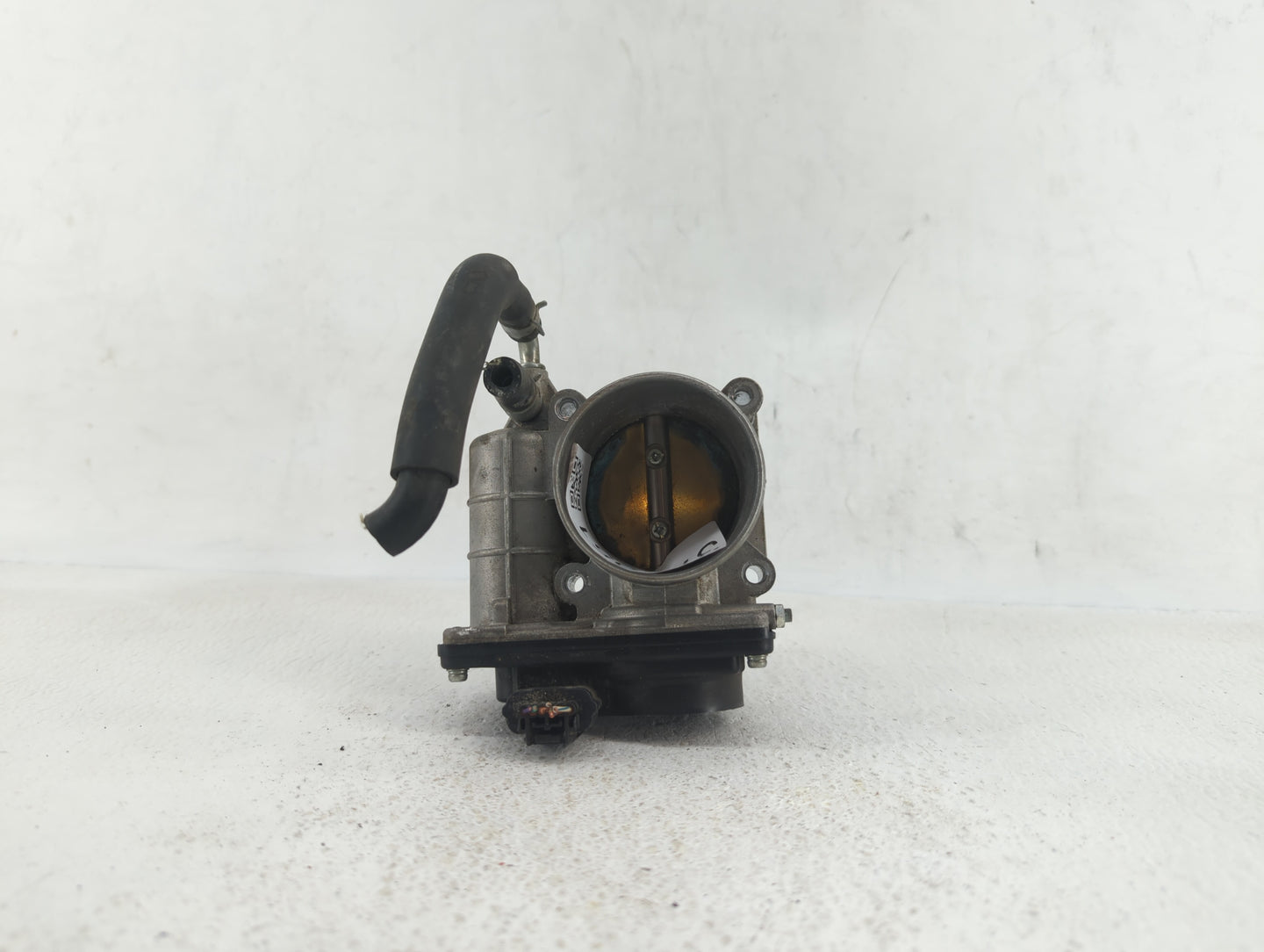 2014-2019 Infiniti Q70 Throttle Body P/N:RME60-21 RME60-12 Fits OEM Used Auto Parts - Oemusedautoparts1.com