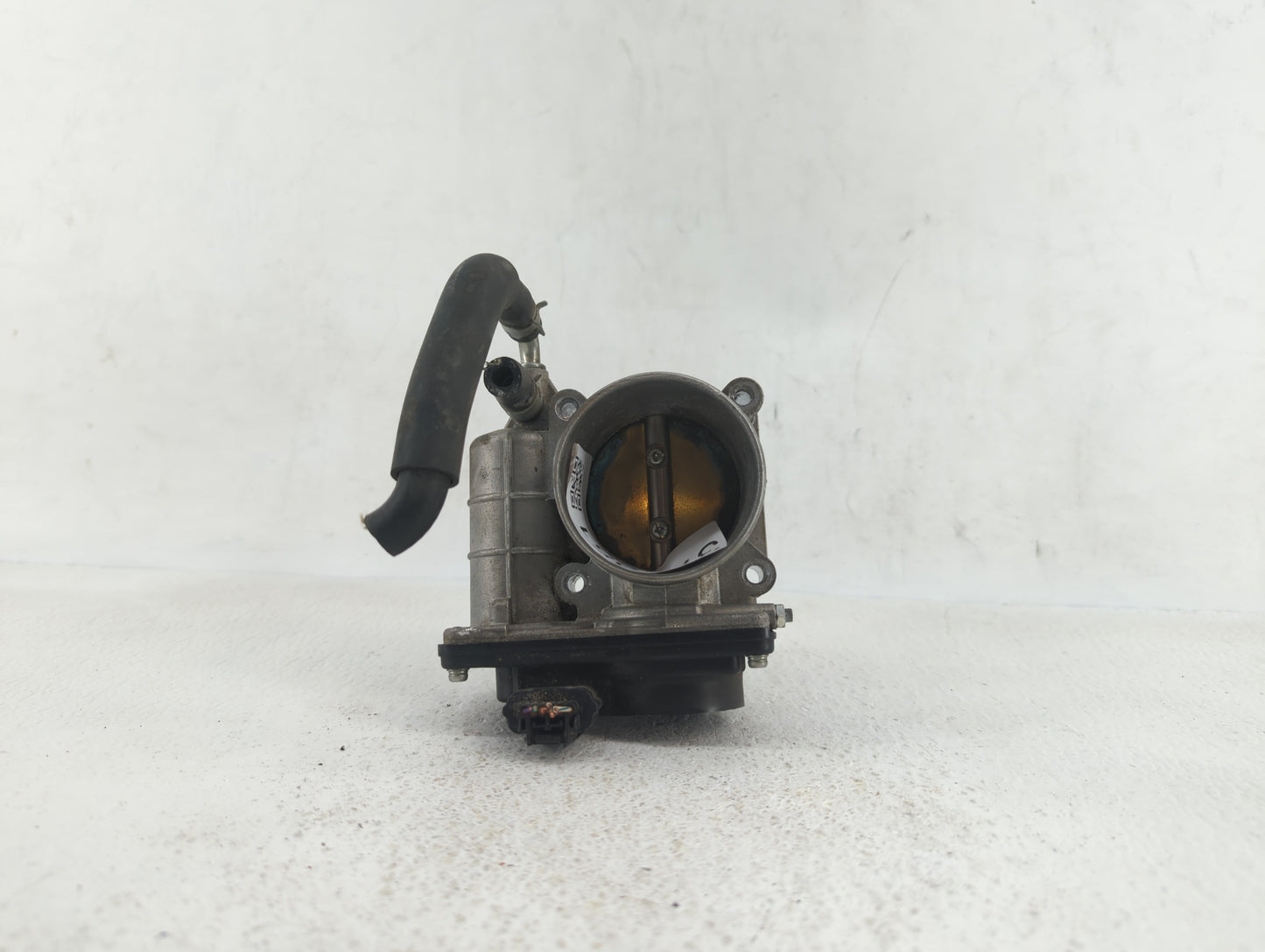 2014-2019 Infiniti Q70 Throttle Body P/N:RME60-21 RME60-12 Fits OEM Used Auto Parts - Oemusedautoparts1.com