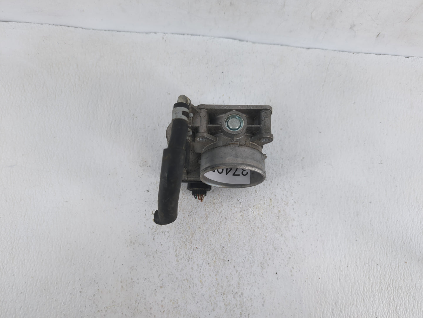 2014-2019 Infiniti Q70 Throttle Body P/N:RME60-21 RME60-12 Fits OEM Used Auto Parts - Oemusedautoparts1.com
