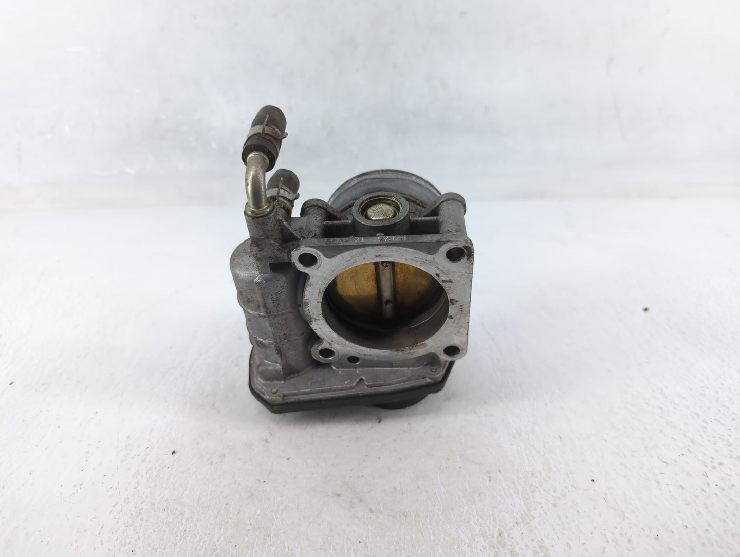 2014-2019 Infiniti Q70 Throttle Body P/N:6Y02H RME60-21 Fits OEM Used Auto Parts - Oemusedautoparts1.com