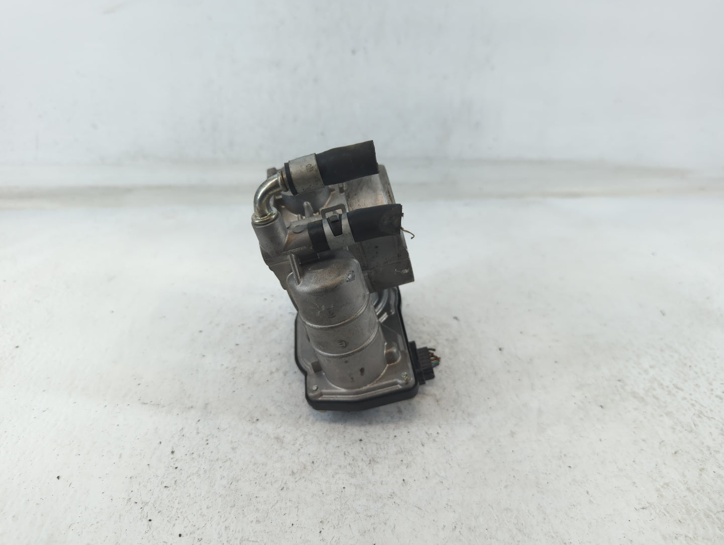 2014-2019 Infiniti Q70 Throttle Body P/N:RME60-16 Fits Fits 2007 2008 2009 2010 2011 2012 2013 2014 2015 2016 2017 2018 2019