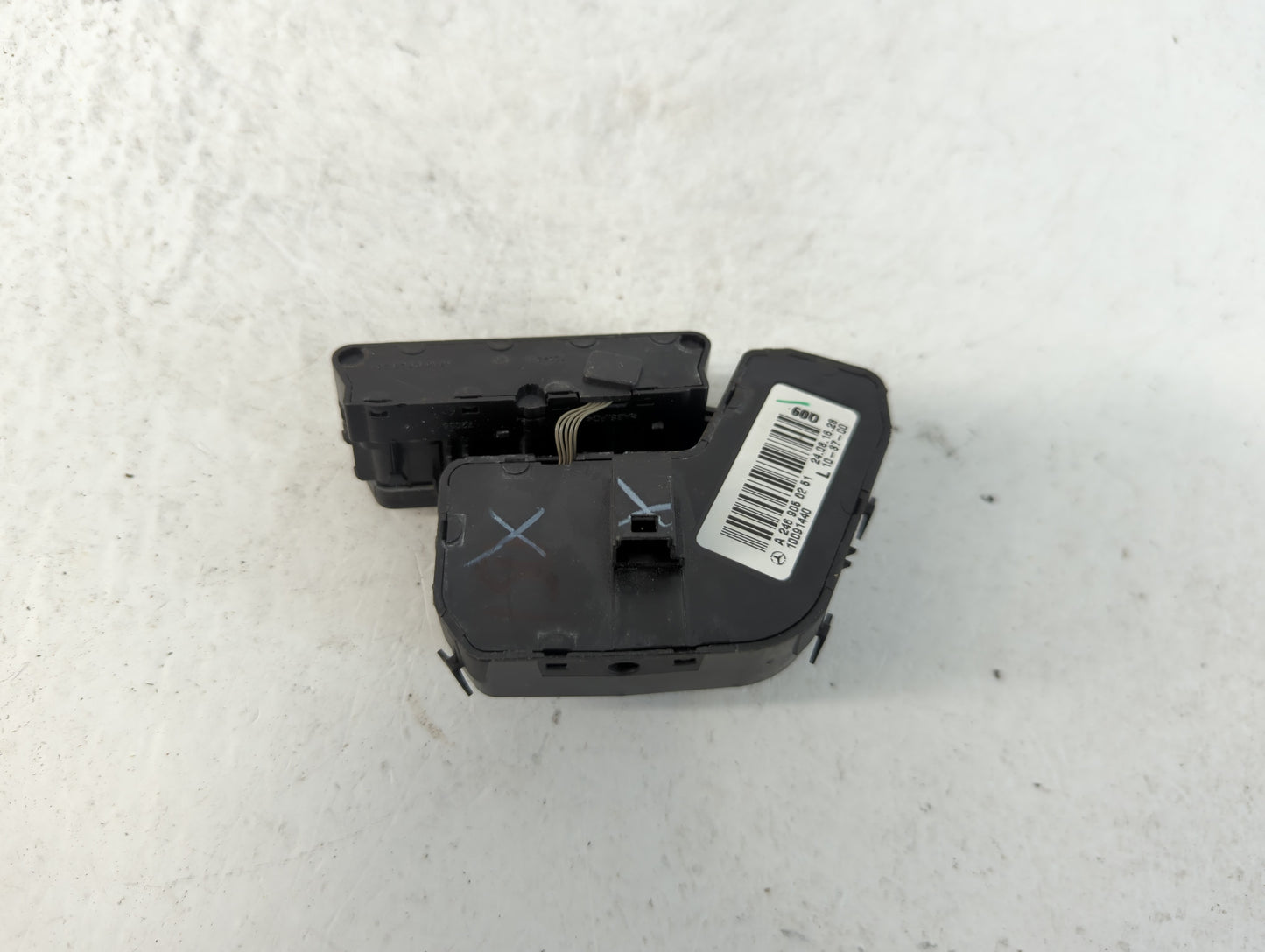 2017-2018 Infiniti Qx30 Master Power Window Switch Replacement Driver Side Left P/N:10091440 A 246 905 02 51 Fits Fits 2017 