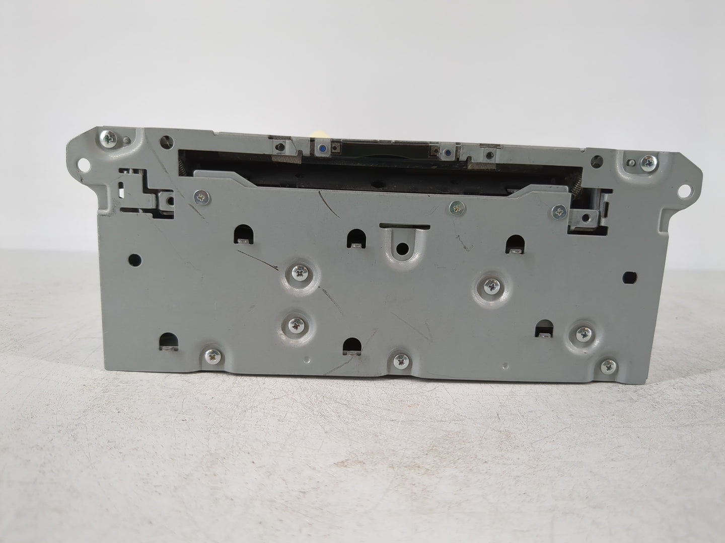 2017-2019 Infiniti Qx30 Radio AM FM Cd Player Receiver Replacement P/N:28330 4HB1C Fits Fits 2017 2018 2019 OEM Used Auto Pa