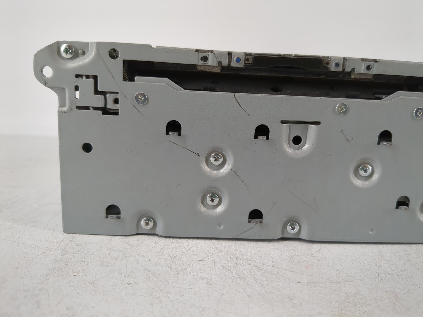 2017-2019 Infiniti Qx30 Radio AM FM Cd Player Receiver Replacement P/N:28330 4HB1C Fits Fits 2017 2018 2019 OEM Used Auto Pa