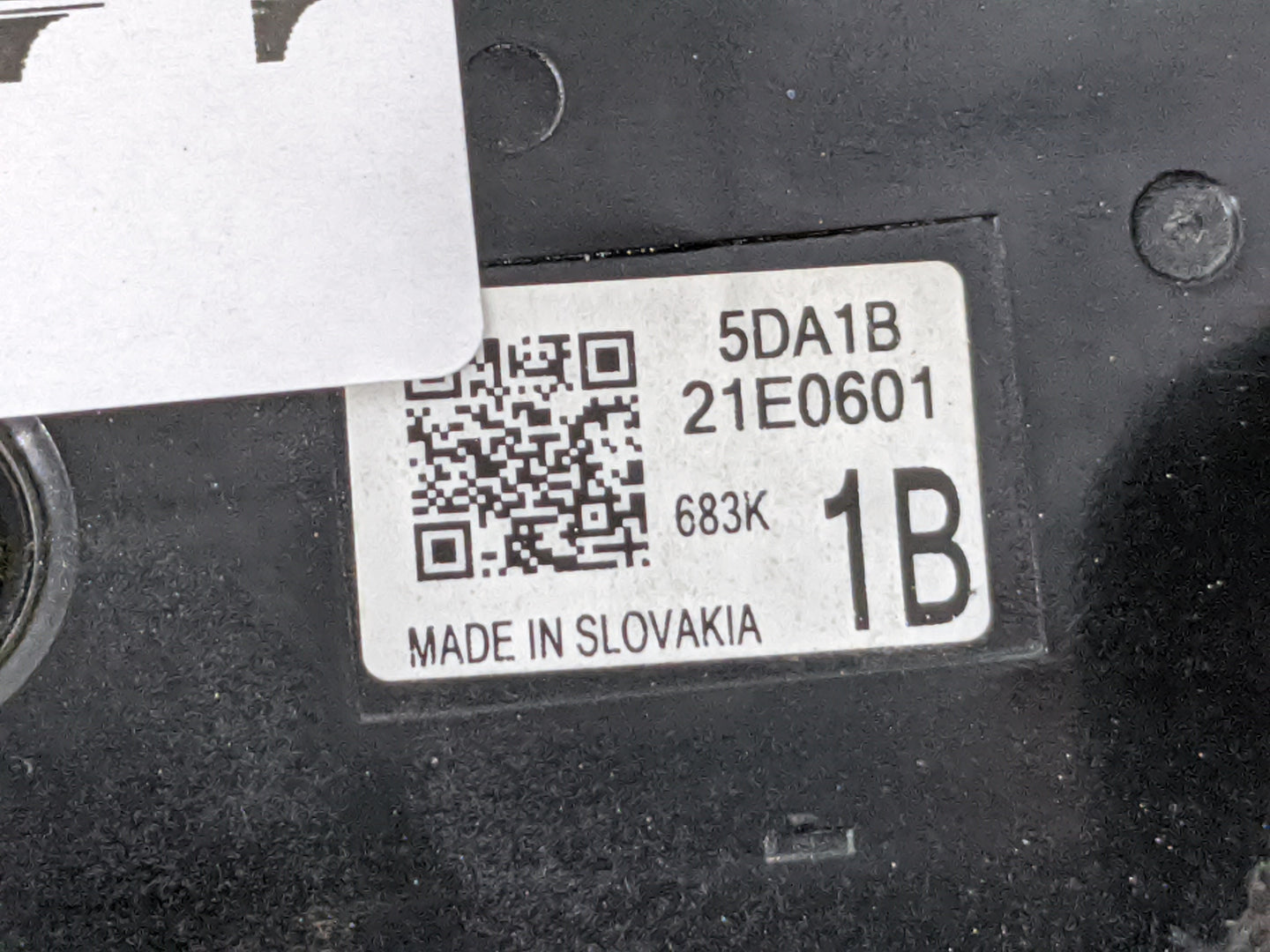 2017-2018 Infiniti Qx30 Radio AM FM Cd Player Receiver Replacement Fits Fits 2017 2018 OEM Used Auto Parts - Oemusedautopart