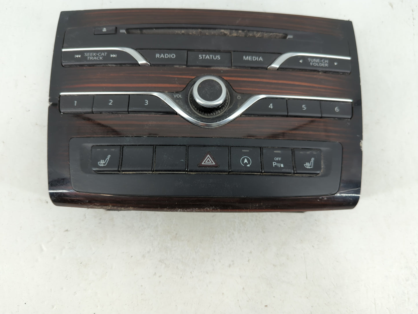 2017-2018 Infiniti Qx30 Radio AM FM Cd Player Receiver Replacement P/N:A 091 905 66 00 Fits Fits 2017 2018 OEM Used Auto Par