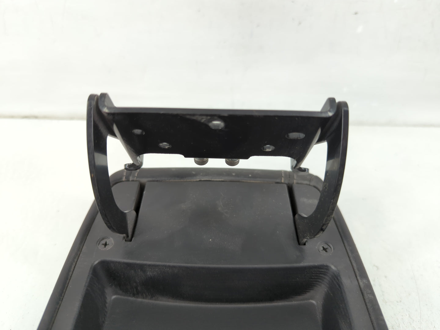 2017-2018 Infiniti Qx30 Center Console Armrest Cover Lid P/N:969205DFOC Fits Fits 2017 2018 OEM Used Auto Parts - Oemusedaut