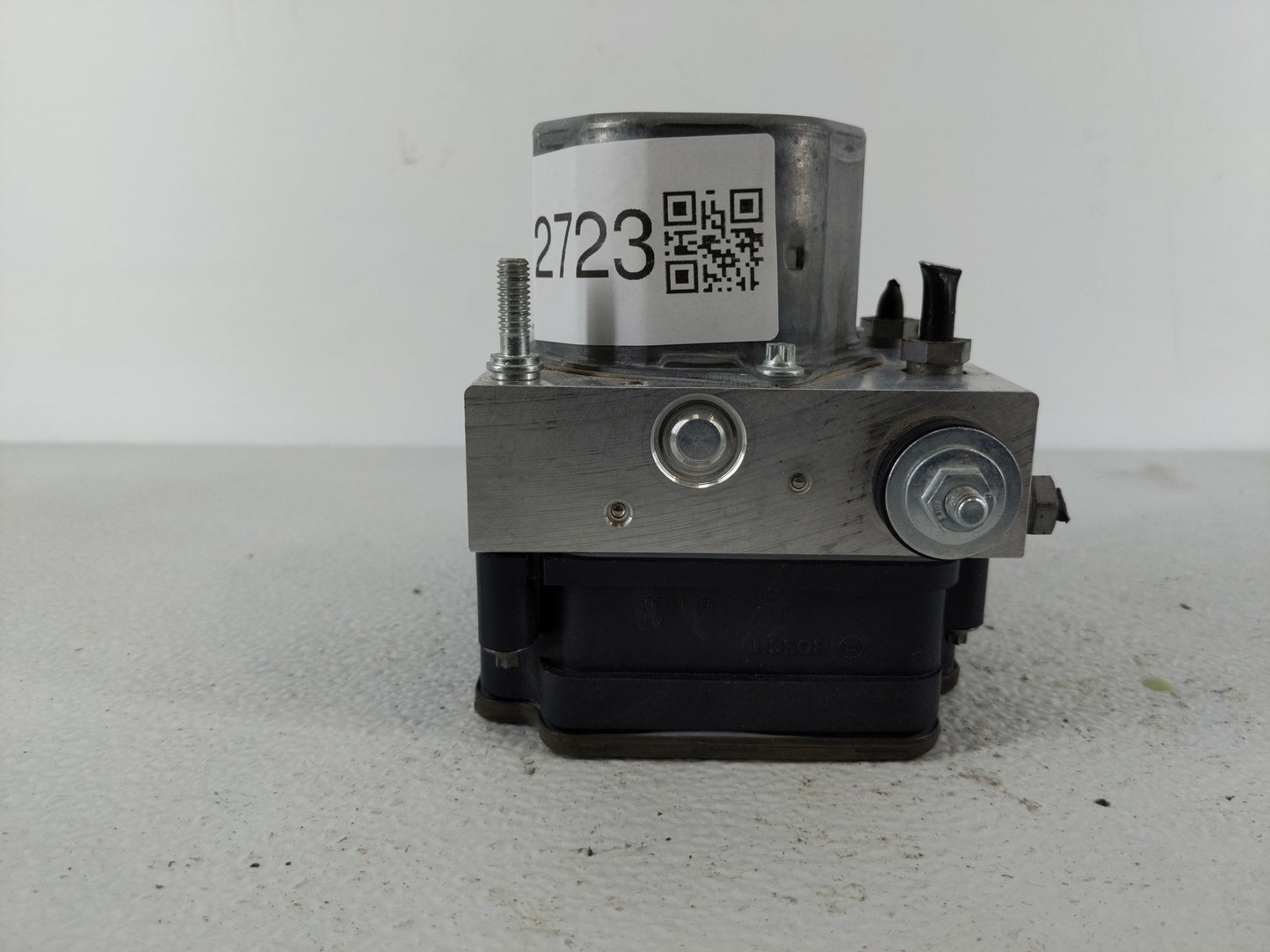 2017-2019 Infiniti Qx30 ABS Pump Control Module Replacement P/N:Z091 431 01 00 Fits Fits 2017 2018 2019 OEM Used Auto Parts 