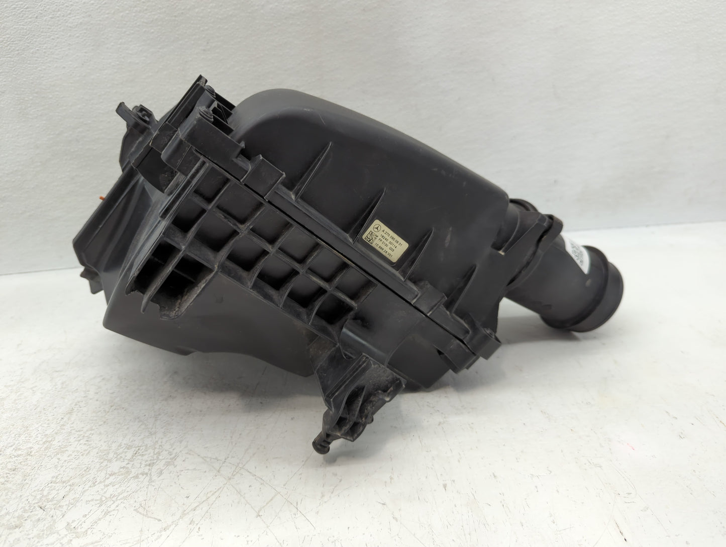 2017-2019 Infiniti Qx30 Air Cleaner Intake-duct Hose Tube - Oemusedautoparts1.com