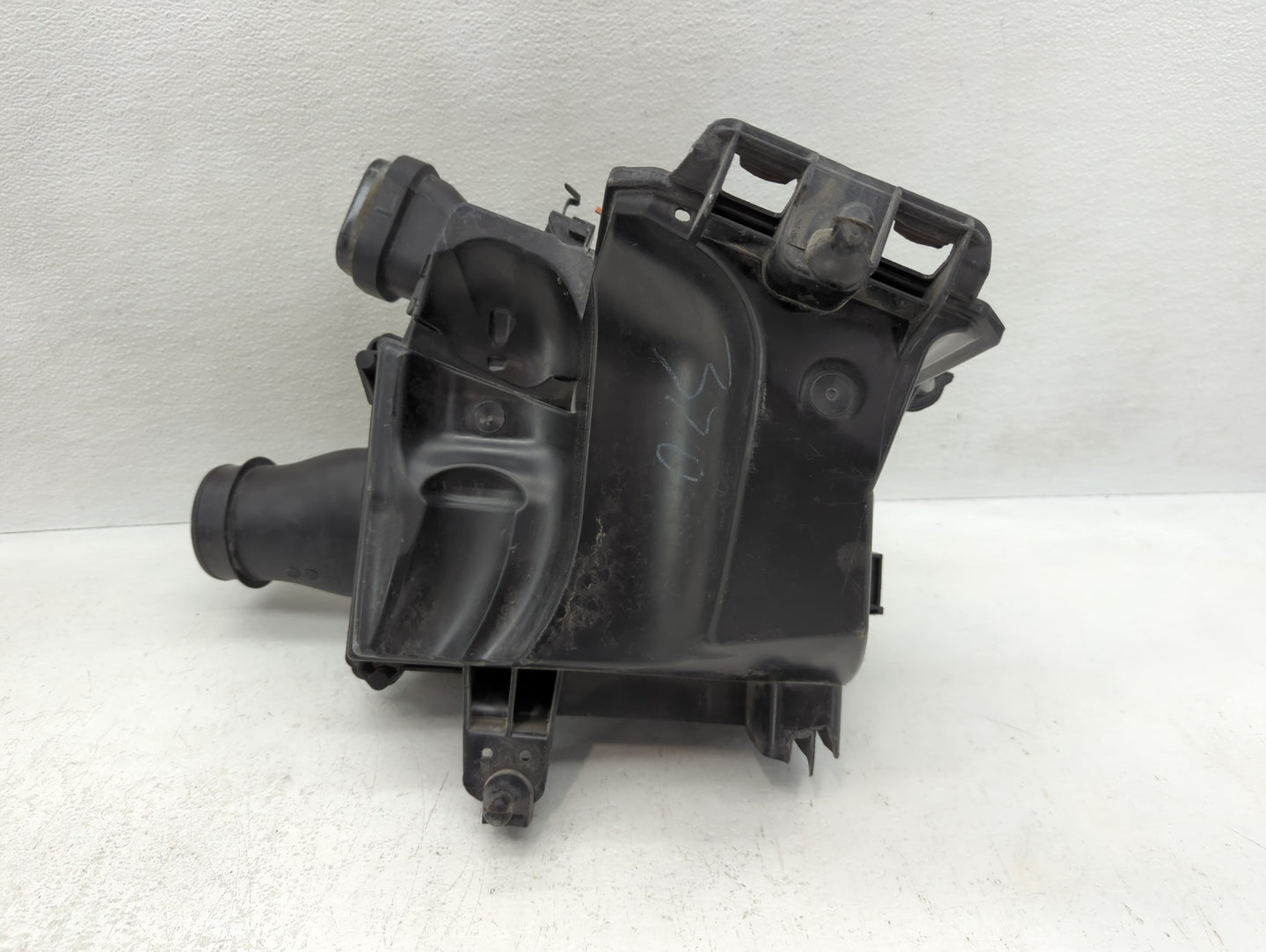 2017-2019 Infiniti Qx30 Air Cleaner Intake-duct Hose Tube - Oemusedautoparts1.com