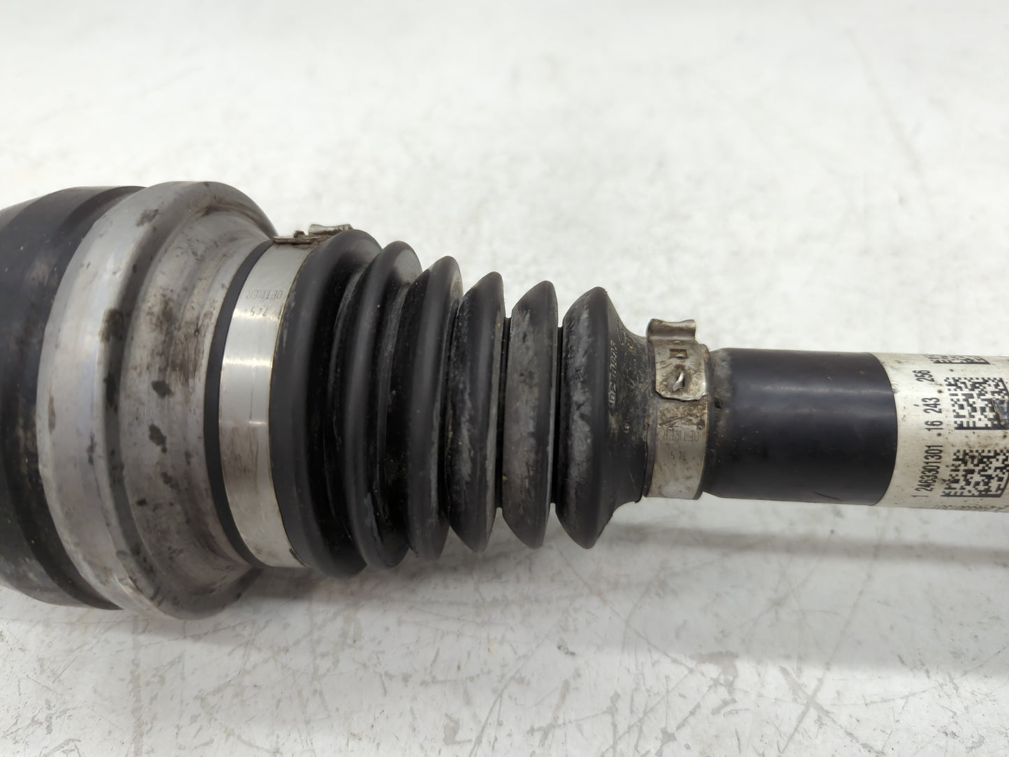 2017-2019 Infiniti Qx30 Axle Shaft Front Passenger Cv C/v - Oemusedautoparts1.com