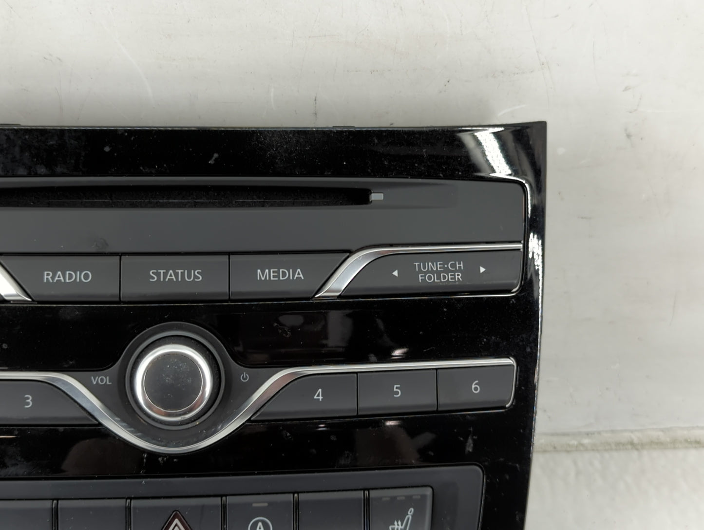 2017-2019 Infiniti Qx30 Radio Control Panel - Oemusedautoparts1.com