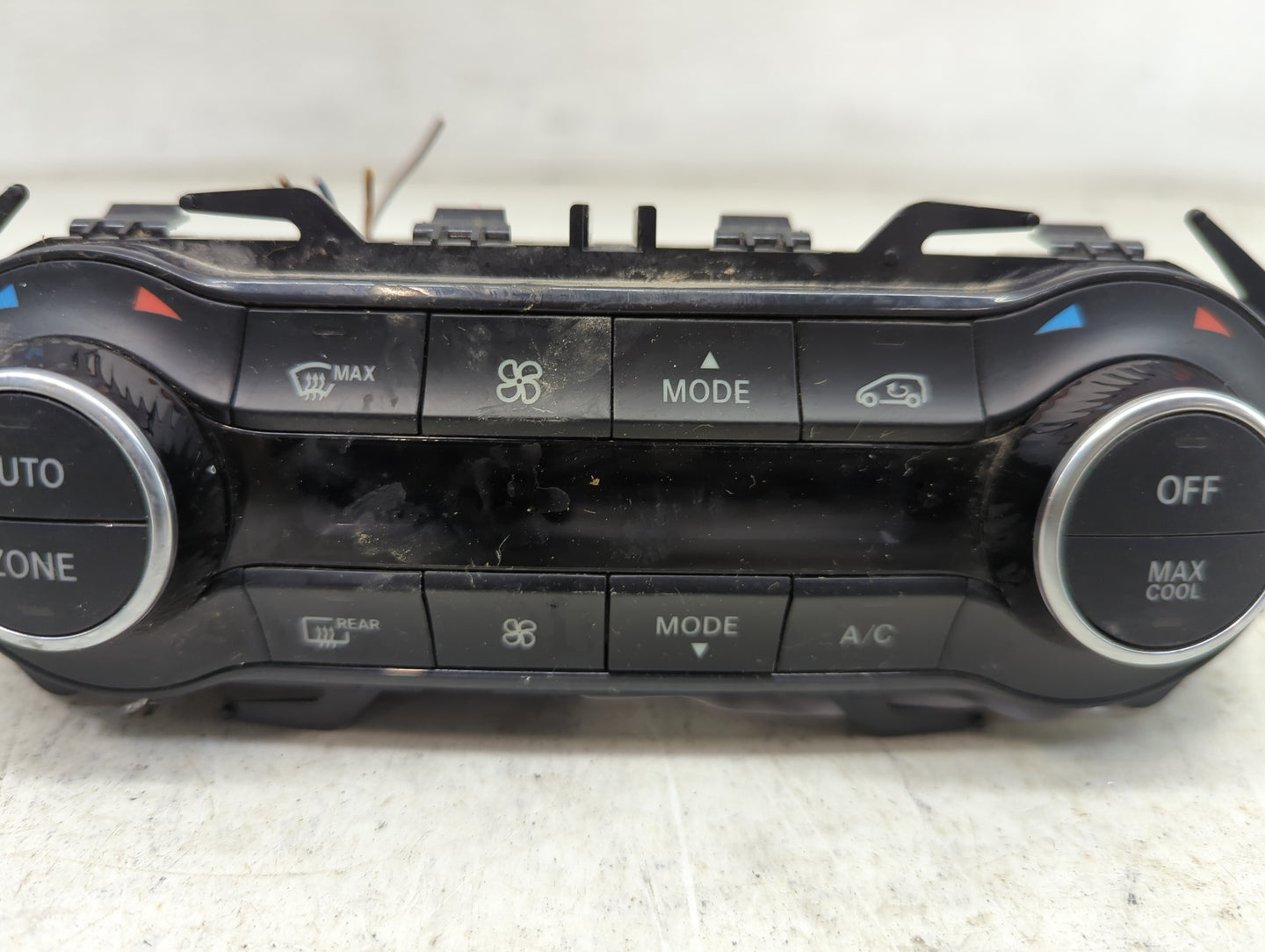 2017-2018 Infiniti Qx30 Climate Control Module Temperature AC/Heater Replacement Fits Fits 2017 2018 OEM Used Auto Parts - O