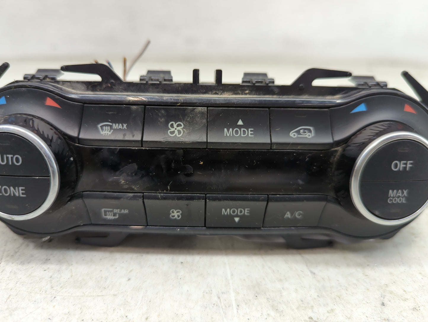 2017-2018 Infiniti Qx30 Climate Control Module Temperature AC/Heater Replacement Fits Fits 2017 2018 OEM Used Auto Parts - O