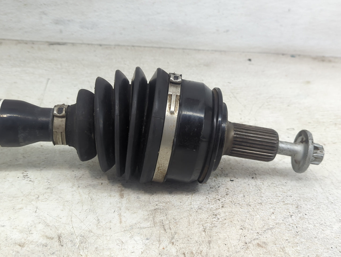 2017-2019 Infiniti Qx30 Axle Shaft Front Driver Cv C/v - Oemusedautoparts1.com