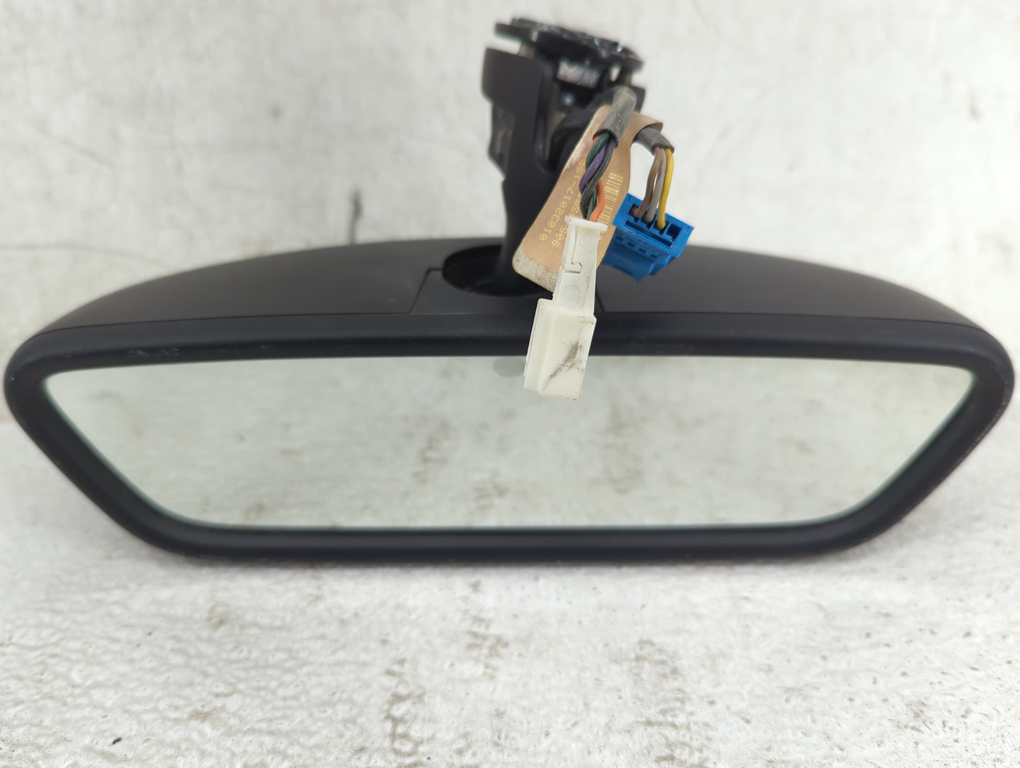 2017-2019 Infiniti Qx30 Interior Rear View Mirror Replacement OEM P/N:E11026534 GNTX-849 Fits Fits 2017 2018 2019 OEM Used A