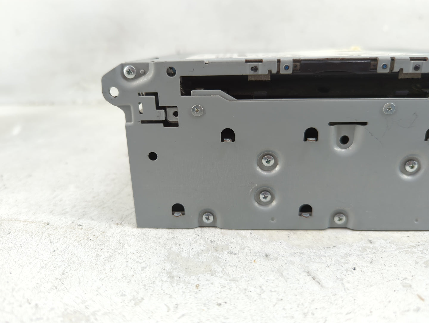 2017 Infiniti Qx30 Radio AM FM Cd Player Receiver Replacement P/N:28330 4HB3B PN-3502 Fits OEM Used Auto Parts - Oemusedauto